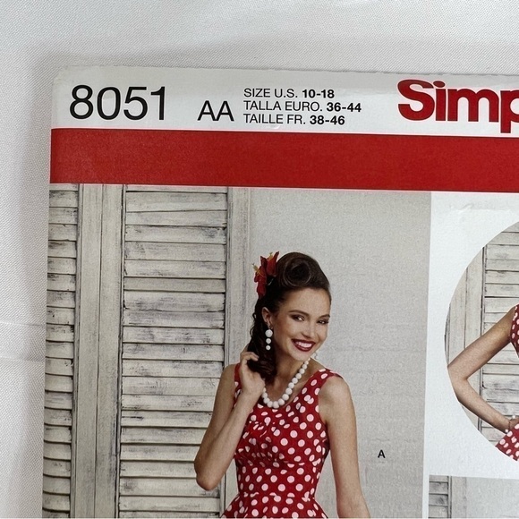 Simplicity Sewing patterns 8051 Minnie Mouse dress hoop jive skirt size 10-18 - Picture 6 of 6